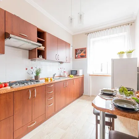 Freta 48 P&o Serviced *