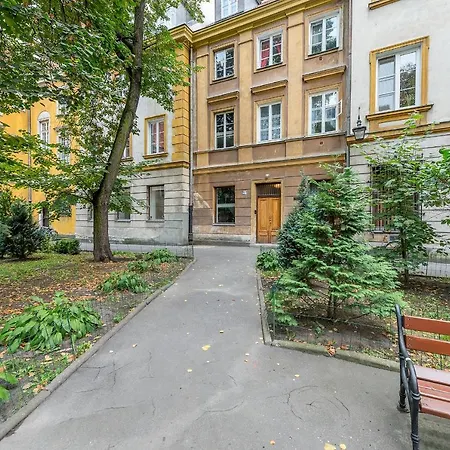 Freta 48 P&o Serviced Appartamento *